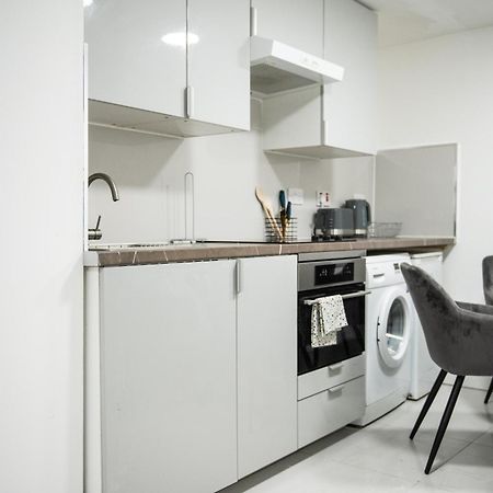 1B Apartment, 30 Mins To Oxford Street Лондон Екстериор снимка